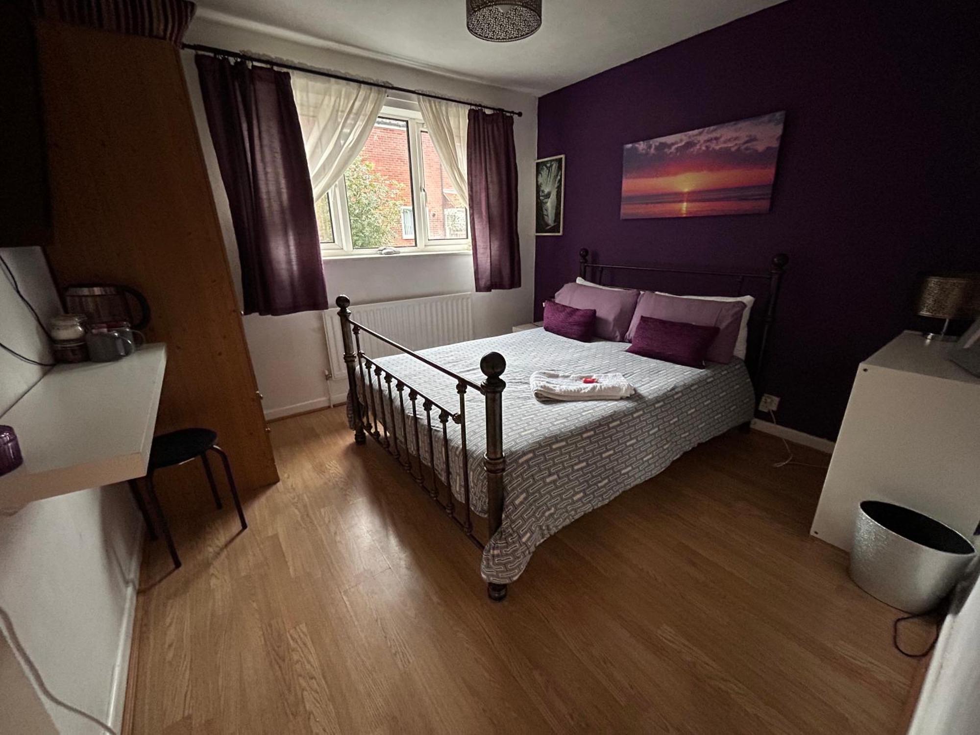 Home From Home, Close To Redditch Hospital Abb Ngoại thất bức ảnh